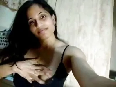 یار جوجه ای حرفه ای را در خانه محکوم می کند فیلم سوپر زن کیردار
