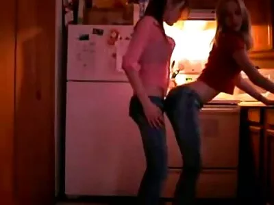 کنترل خوب بچه گانه واقعی شل milf love دانلود سوپر جوردی shaker اسباب بازی در اعماق گربه