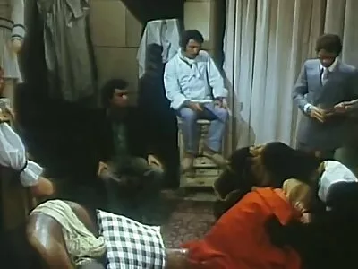 نوزاد سوپر شهوانی بلوند با یک شگفتی بزرگ روبرو می شود.